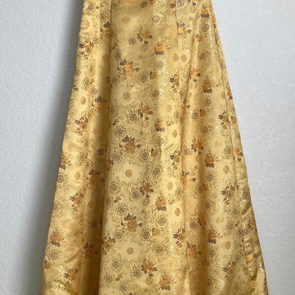 One Shoulder Formal Gown, Gold and Maroon Metallic Floral Brocade, Size 1/3 - Picture 6 of 15